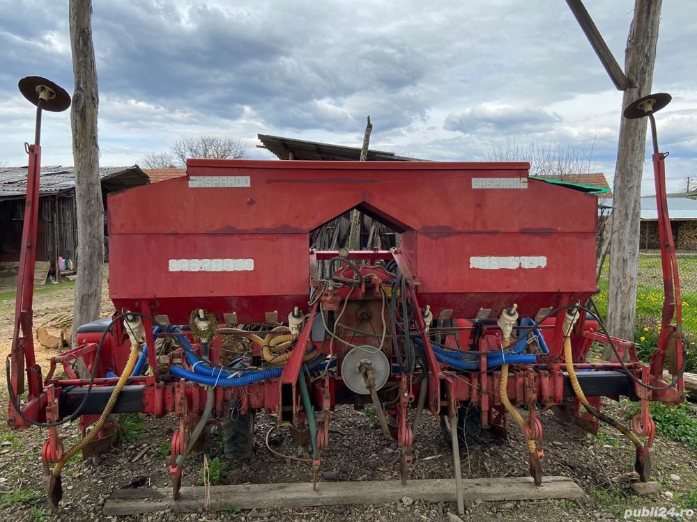 Vand Utilaje Agricole Masini De Insamantare Si Plantare Gaspardo