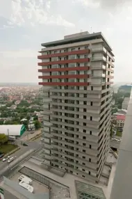 Proprietar Monaco Towers
