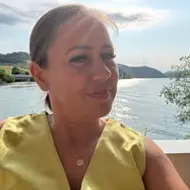 Alina T