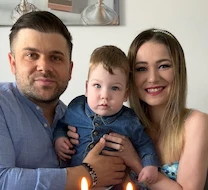  Eu raspund doar pe EMAIL