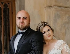  'Eu raspund doar pe EMAIL'