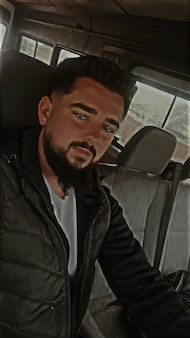 Alex Zaharia 