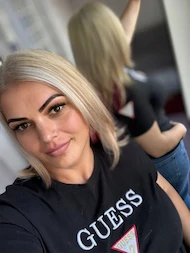  Adriana Raluca
