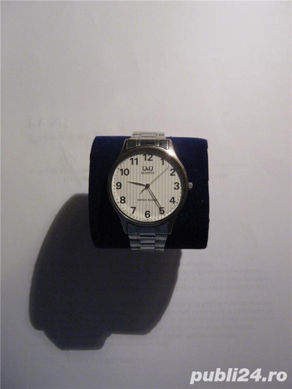 Ceas Q&Q barbatesc quartz