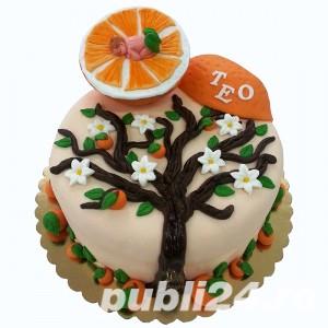 Torturi de botez diferite mod