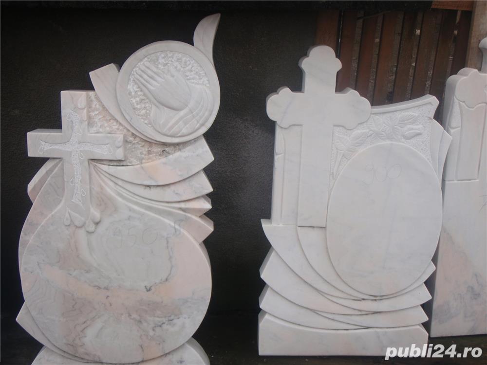 Monumente funerare,cruci marmura,(producator)Livrare gratuita! Monumente funerare,cruci marmura,(producator)Livrare gratuita!