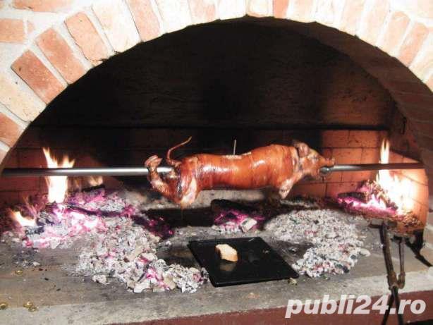 Facem rotisam purcei,miei,berbecuti,etc