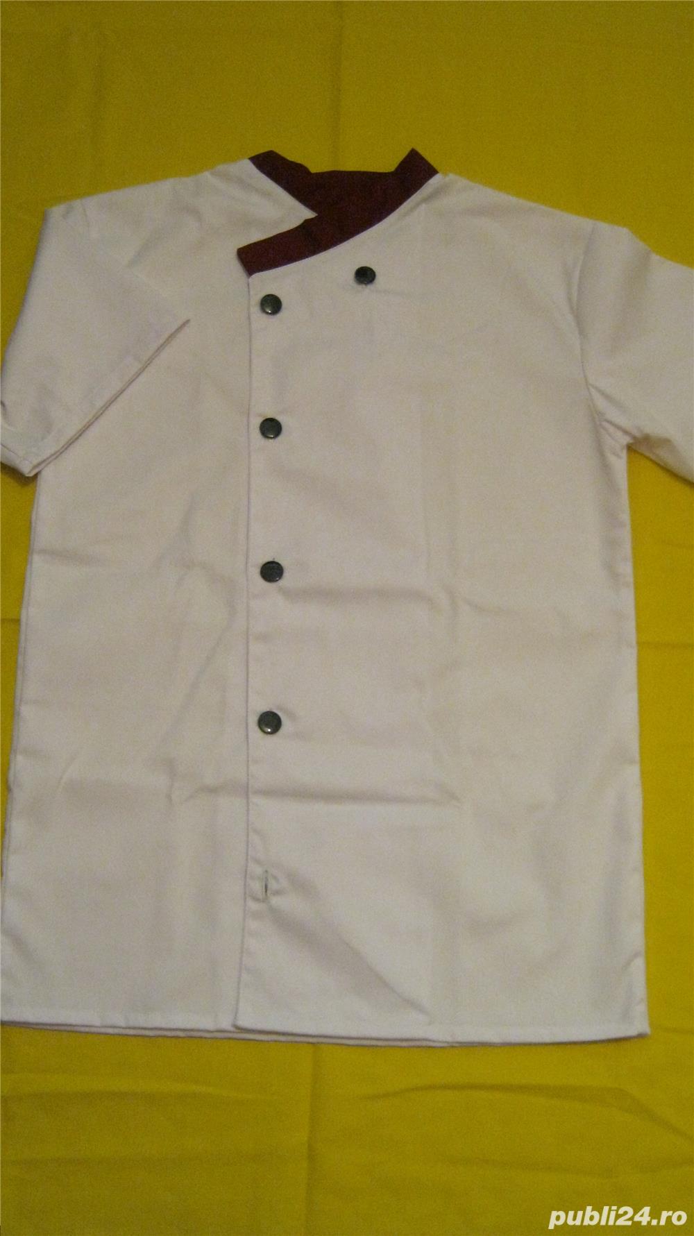 Costume bucatar cu maneca scurta