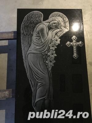 gravura granit portret pret de producator si monumente funerare marmura si granit 