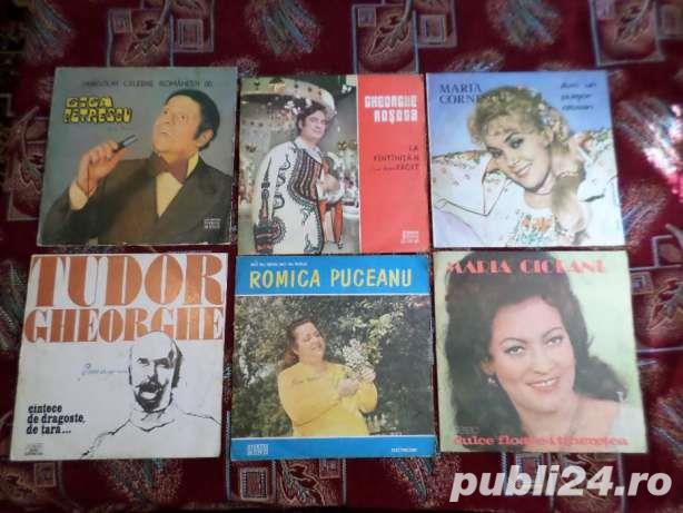 Vand diverse discuri de vinilin pikap cu interpreti de muzica populara