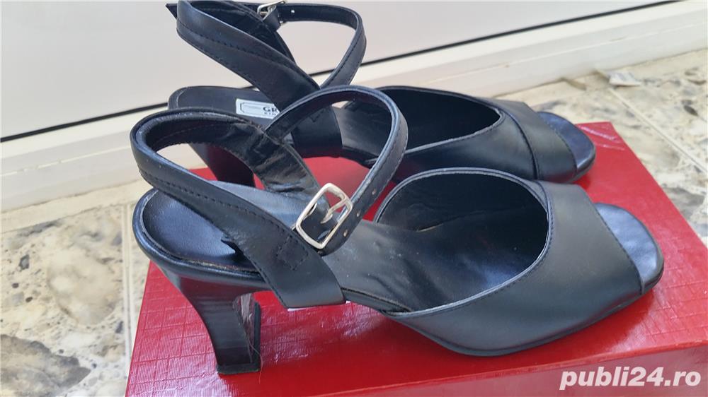 Sandale din piele - marime36