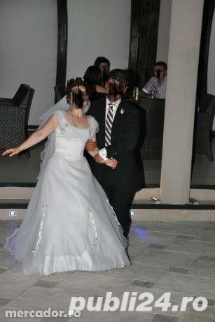 Vand rochie de mireasa