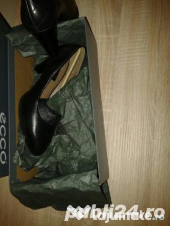 Vand pantofi Ecco noi masura 37 piele naturala interior exterior Vand pantofi Ecco noi masura 37 piele naturala interior exterior