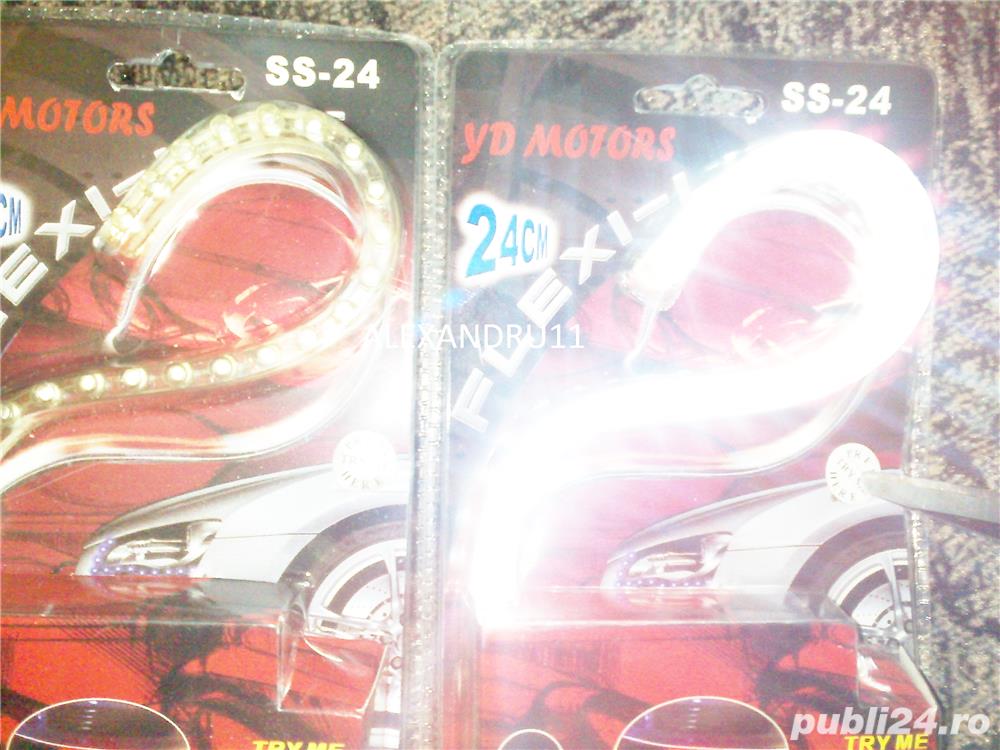 Banda silicon 24 leduri SMD Tuning auto albe gen Audi 24cm cu acumulator si intrerupator sau 12V