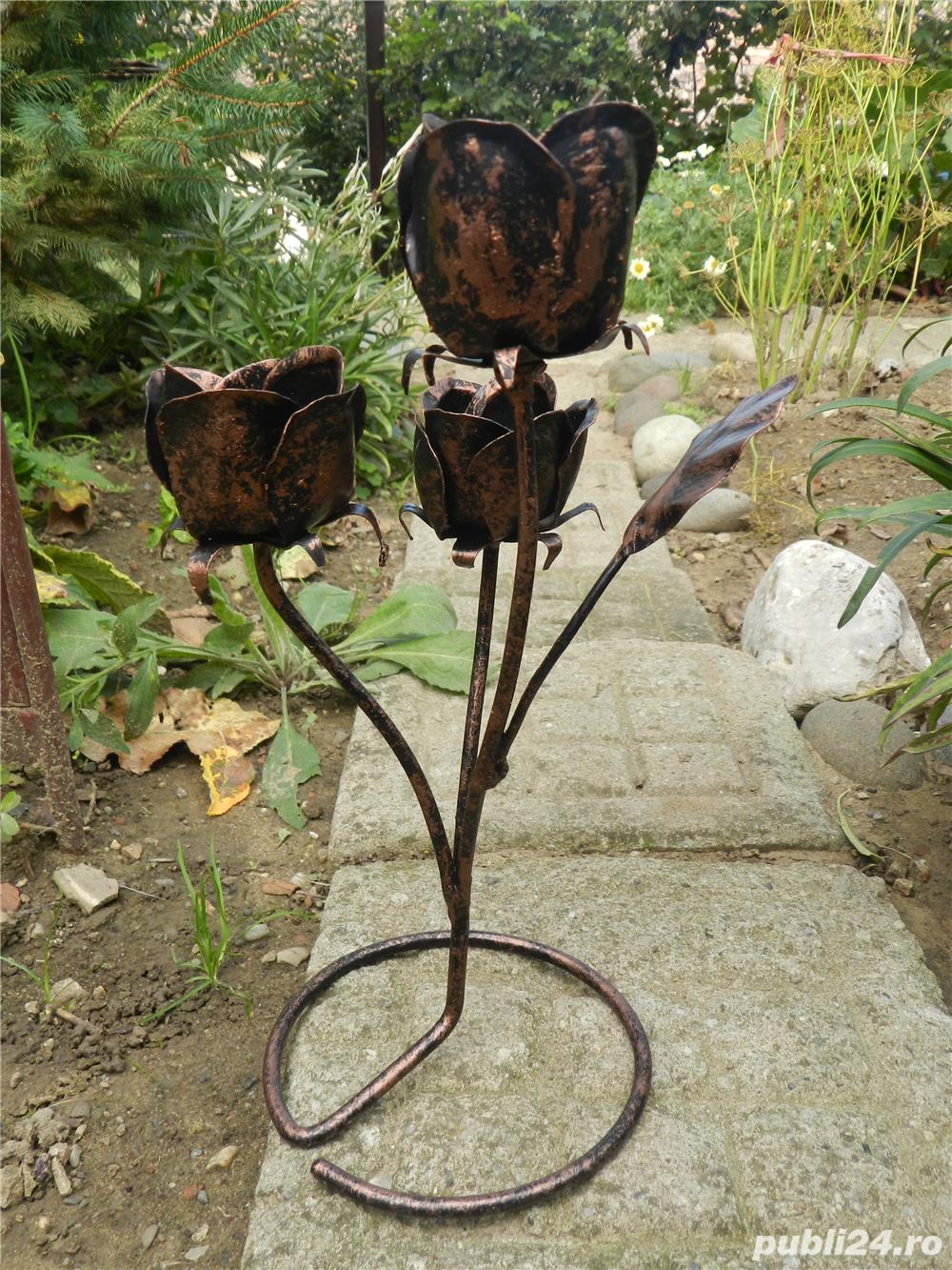 Accesorii/Sfesnice pentru amenajări interioare, făcute de mână