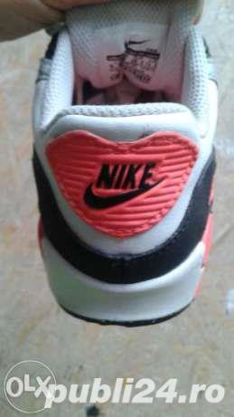 Adidas Nike 26-27 Adidas Nike 26-27