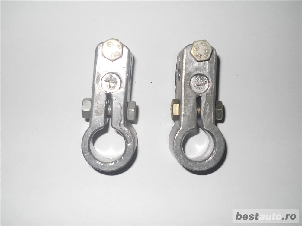 Borne Acumulator din plumb pentru 12 / 24 V si Cric Auto