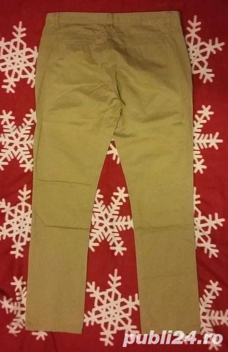 Blugi subtiri/ pantaloni crem Blugi subtiri/ pantaloni crem