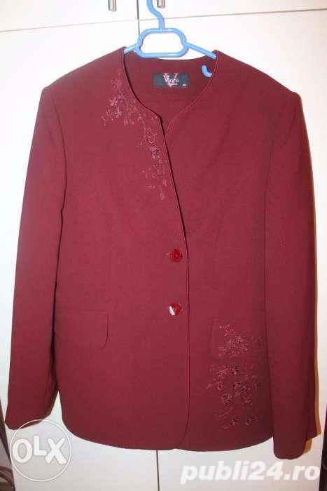 Costum dama elegant 3 piese Costum dama elegant 3 piese
