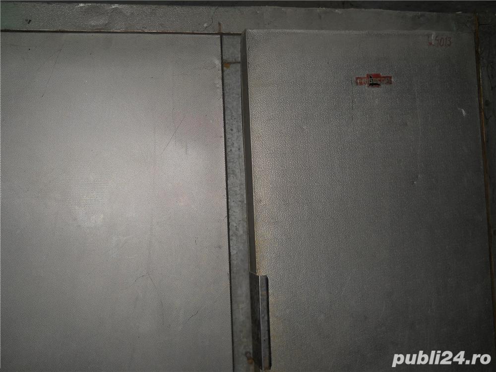 Vand frigider de restaurant foarte Mare 