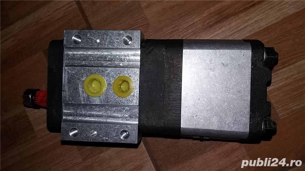 Pompa massey ferguson