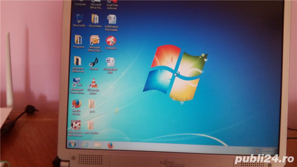  Laptop Fujitsu Siemens Amillo L7300