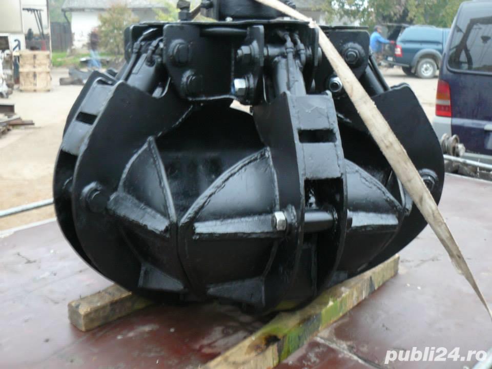 Graifer pentru orice tip de deseuri.