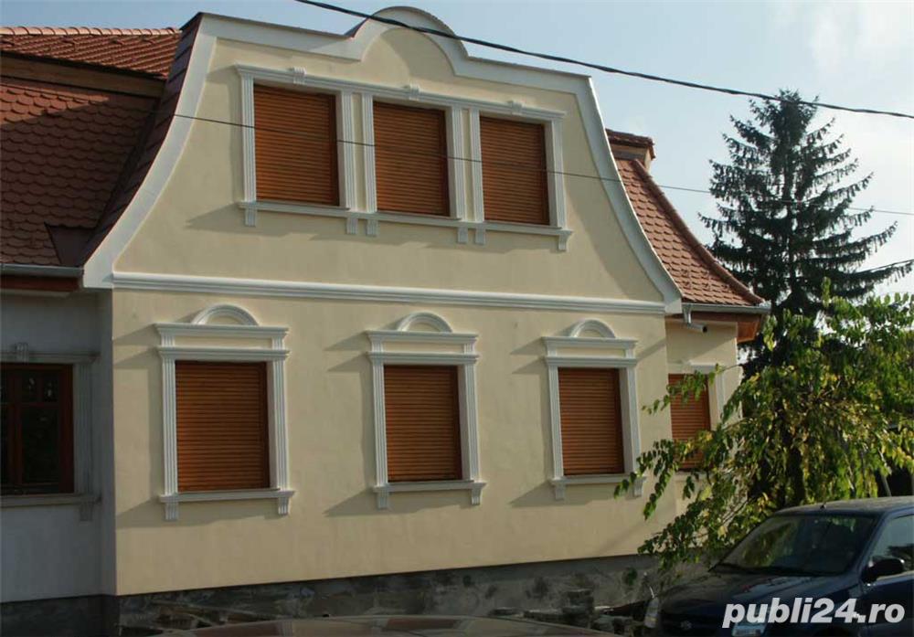 Execut si montez rulouri si jaluzele exterioare