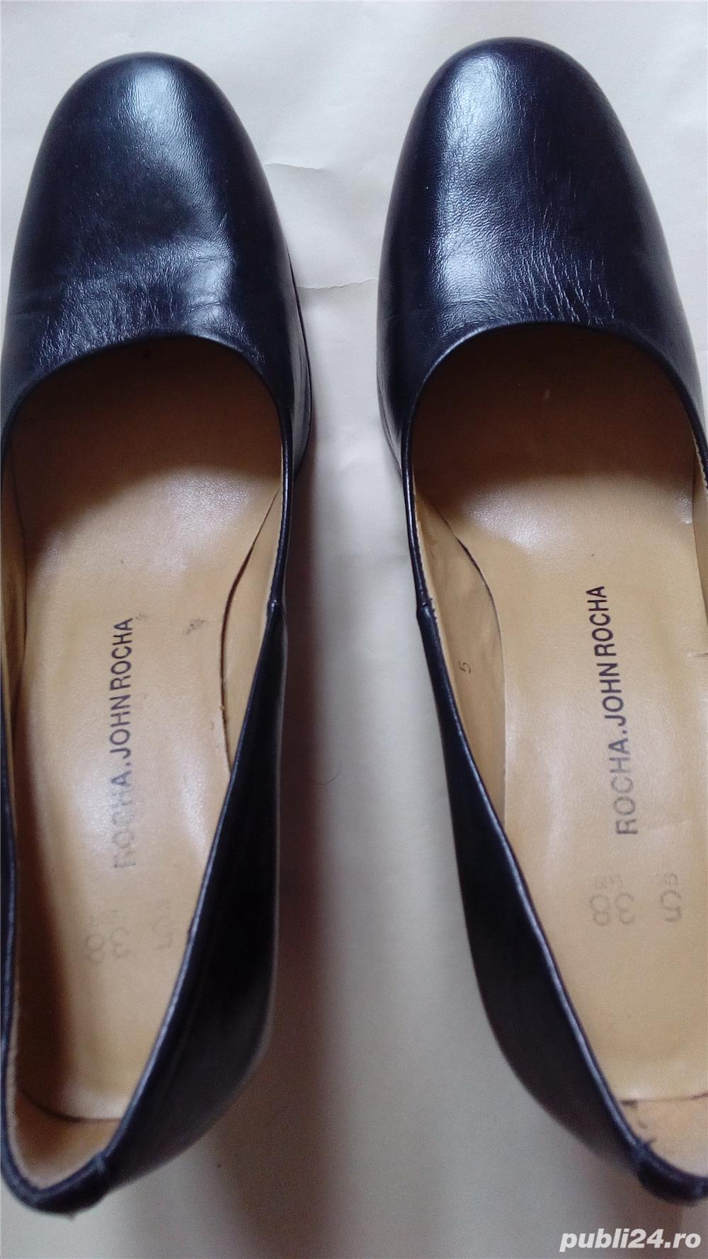 Vand pantofi din piele naturala firma John Rocha Vand pantofi din piele naturala firma John Rocha