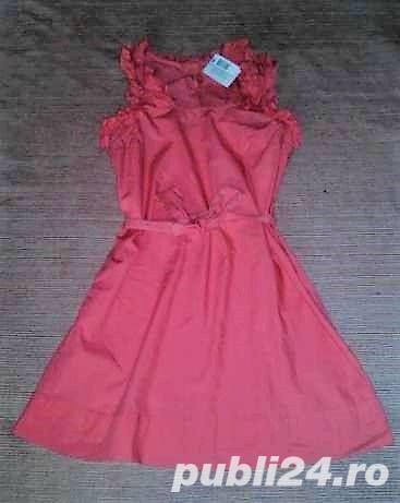 Rochie Noua de la BENETTON ,marimi 10-11, 11-12, 13-14 ani Rochie Noua de la BENETTON ,marimi 10-11, 11-12, 13-14 ani