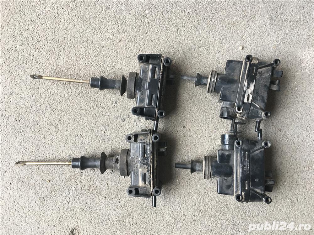 Motorase inchidere centralizata Mercedes 190 E