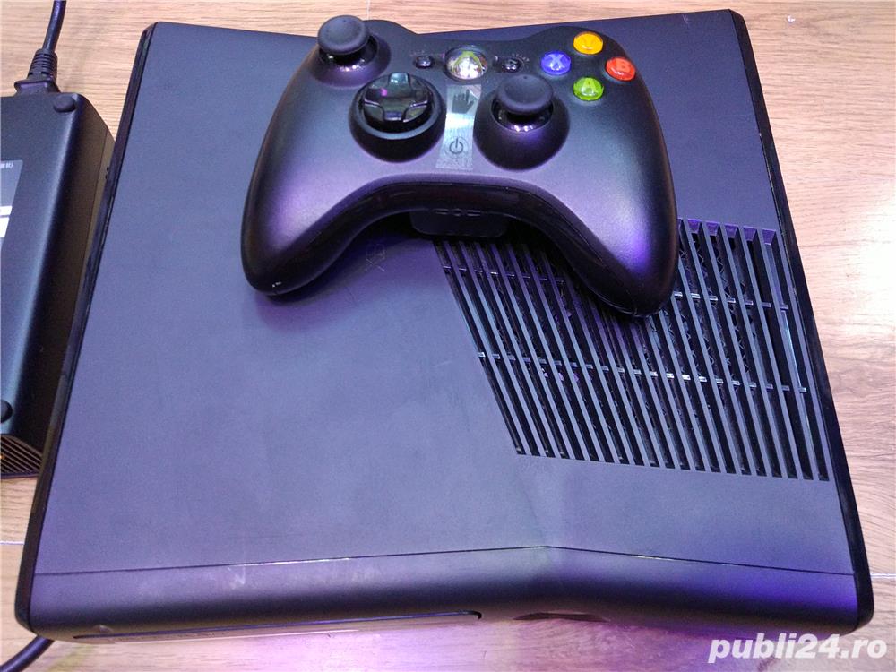 Xbox360 slim, modat rgh, 250gb hdd, GTA5 si Fifa18 - 40 jocuri in total Xbox360 slim, modat rgh, 250gb hdd, GTA5 si Fifa18 - 40 jocuri in total