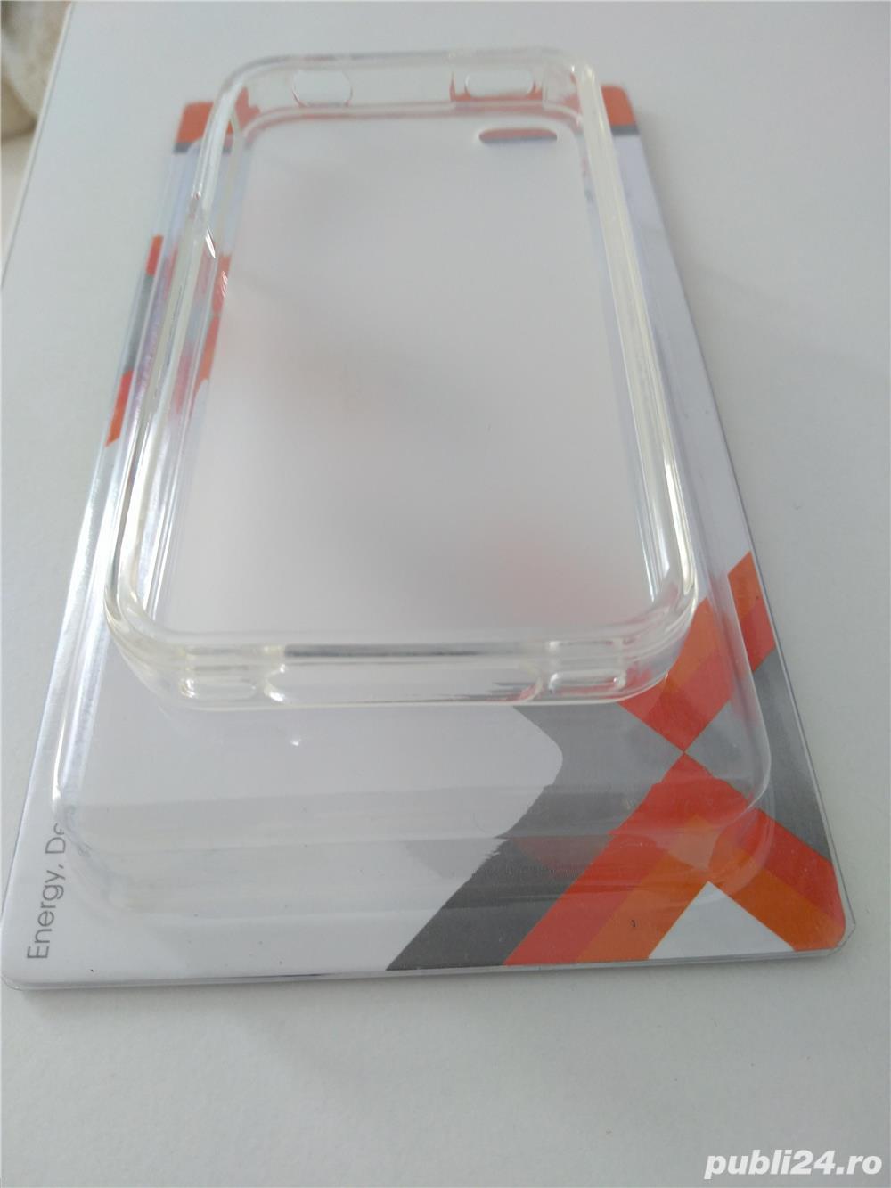 Vand Carcase Silicon IPHONE 4 / 4S noi la cutie.