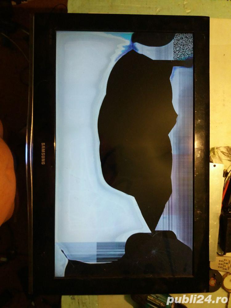 vind lcd SAMSUNG-LE32A557P2F-display spart ,module functionale,vezi foto.