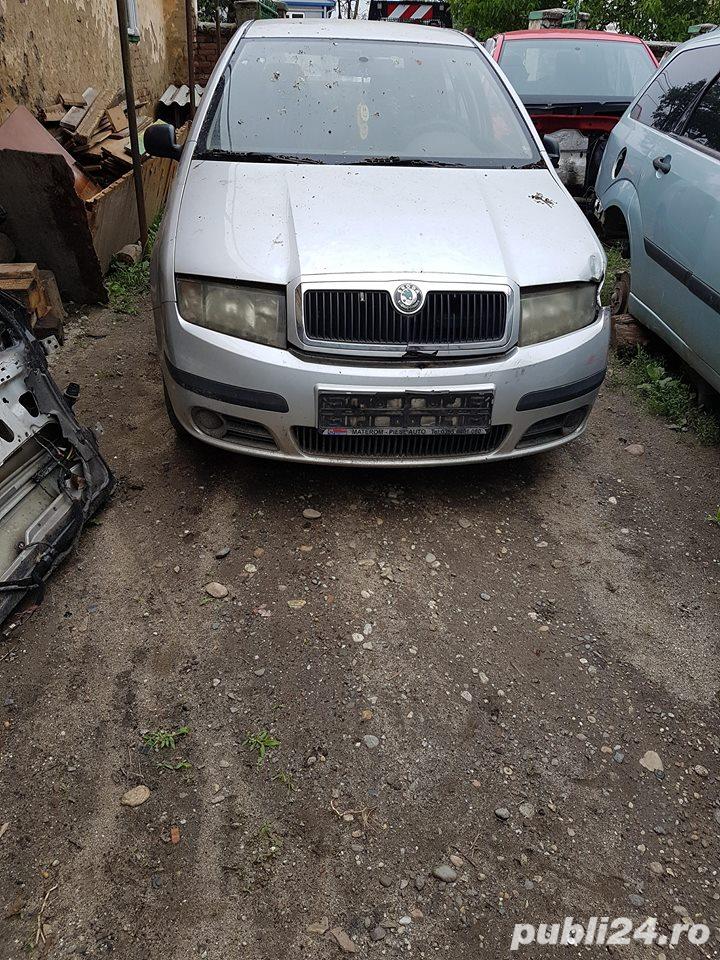 Dezmembrez Skoda Fabia 1.2 benzina euro 4
