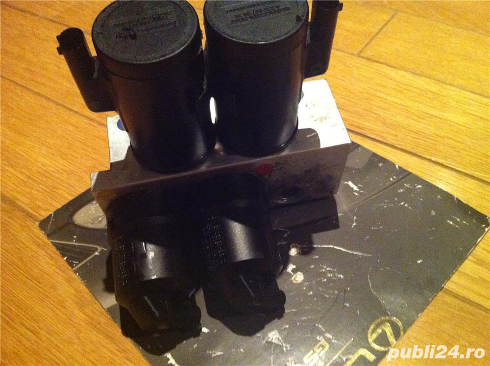 Bloc valve suspensie ABC Mercedes S CL SL - A2203200358