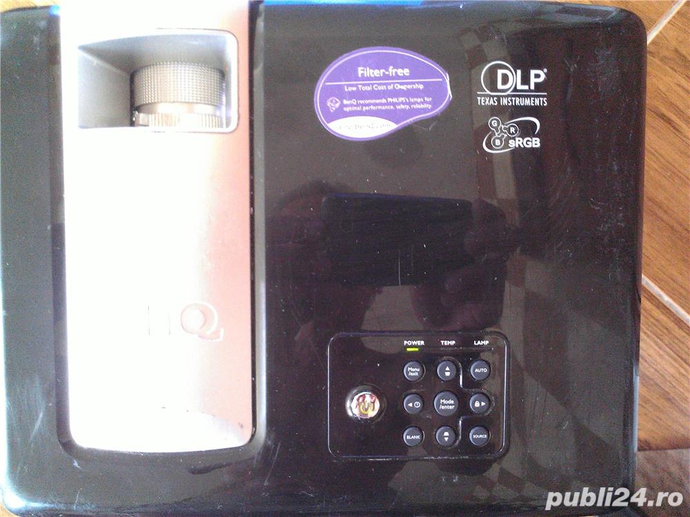 Vand videoproiector BenQ MP525-V