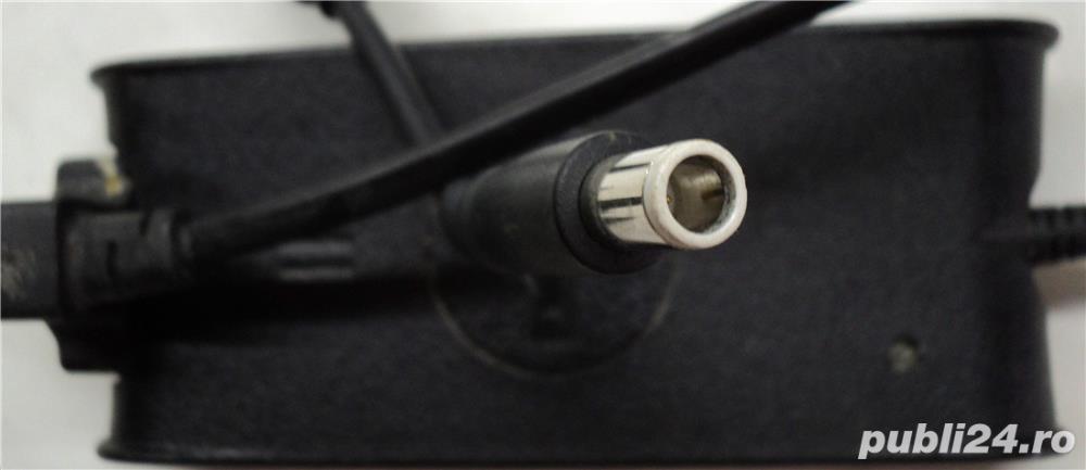 Incarcator-Alimentator Original Laptop DELL (pin central) 19,5 V 3,34 A Incarcator-Alimentator Original Laptop DELL (pin central) 19,5 V 3,34 A