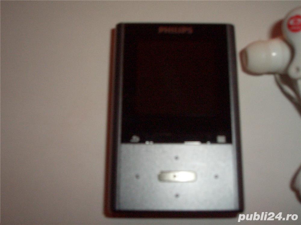 MP 4 Philips 4 giga + casti incarcator (schimb)
