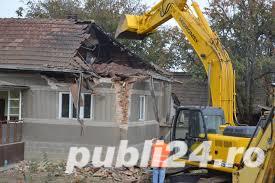 Demolam case Galati lasam teren liber pentru constructie.