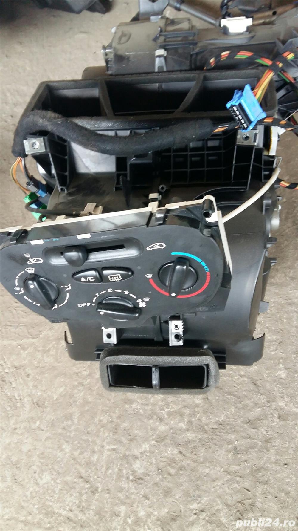 Consola centrala ventilatie Peugeot 206 Consola centrala ventilatie Peugeot 206