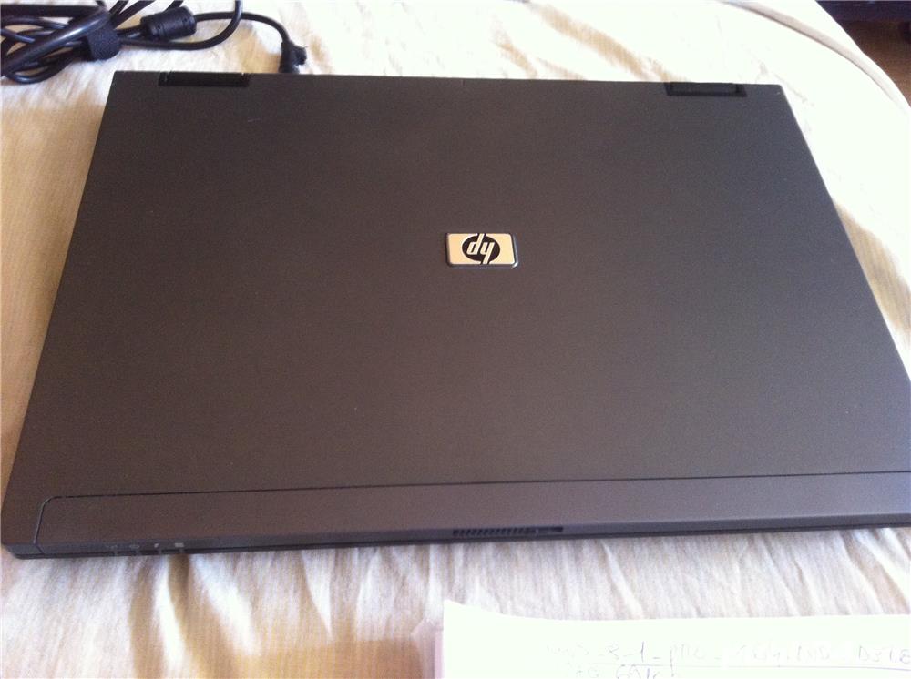 Laptop hp Compaq 6930 p