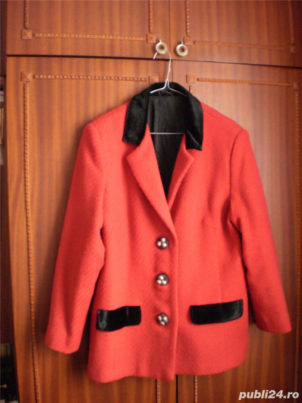 Sacouri de dama, diferite modele, masura 44