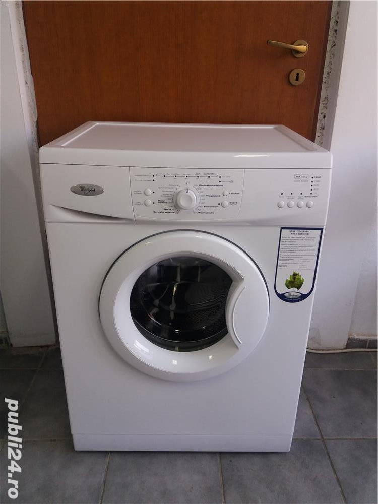 Masina de spălat rufe Whirlpool    500 lei. 