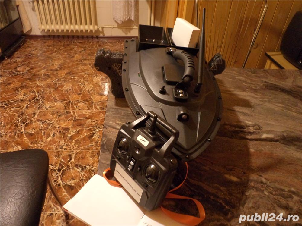 vand barca de nadit si transport monturi