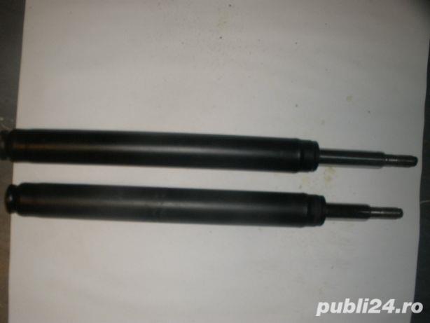 Vind piese Porsche 944 noi si sh