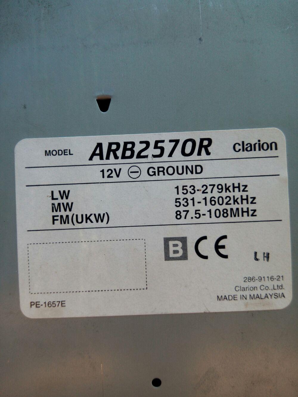 Auto casete clarion