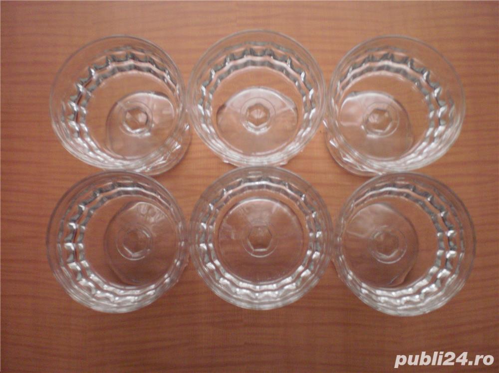 Set de 6 pahare de vin, din sticla rezistenta