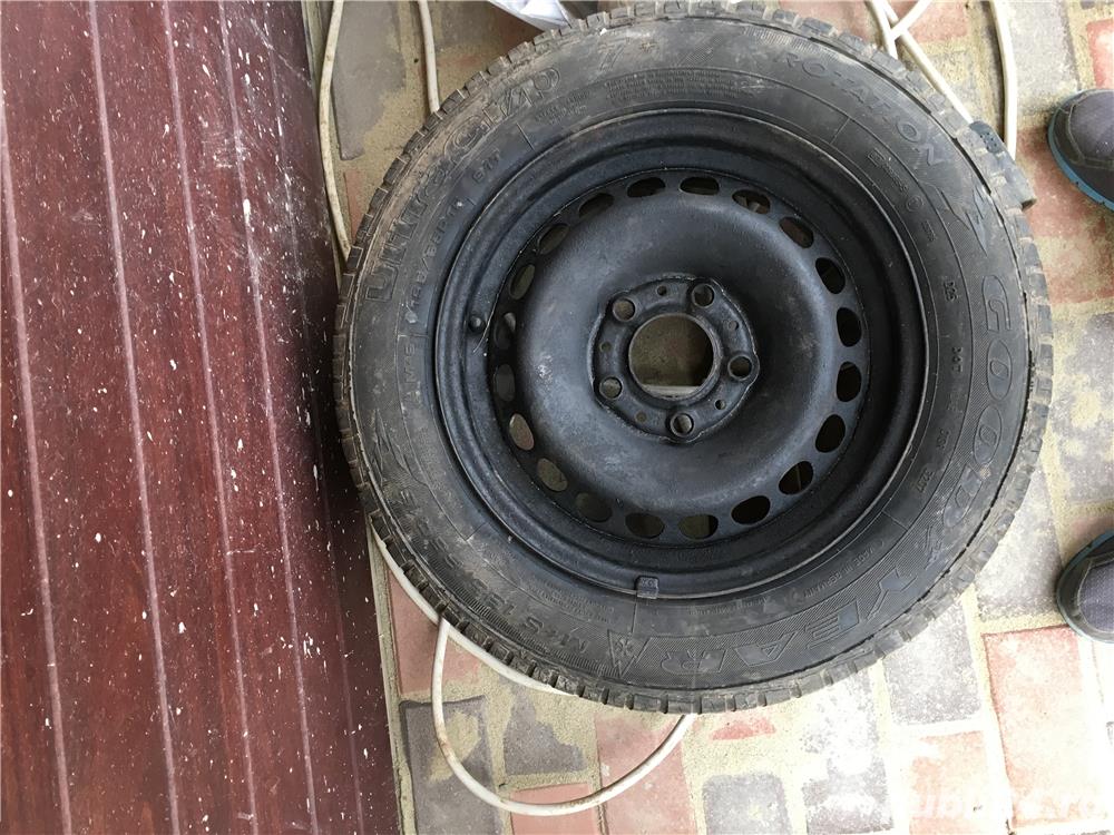 Vand jante originale BMW pe 15, de tabla