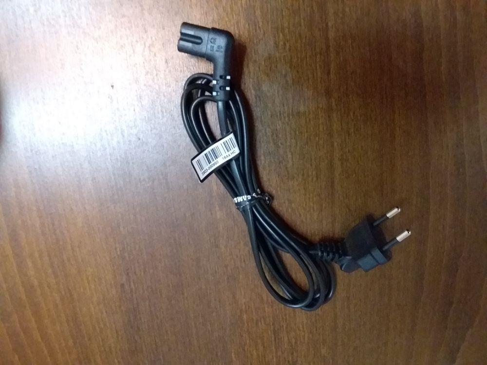 Cablu alimentare 220 V pentru electronice